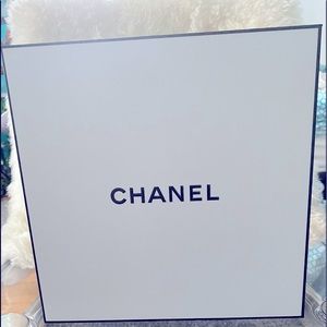 Chanel box 📦